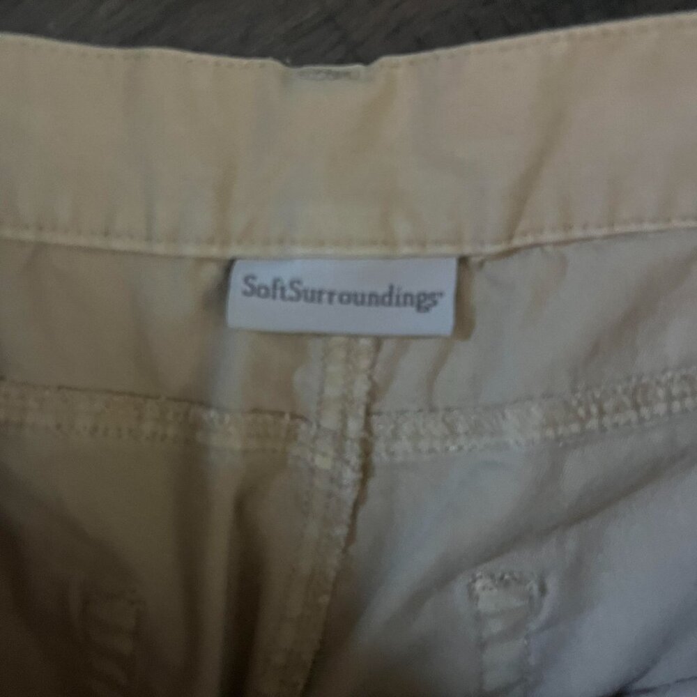 Soft Surrounding Womens Pants Beige Zip Hems Pull On Pockets Size Petit Medium - Picture 3 of 7